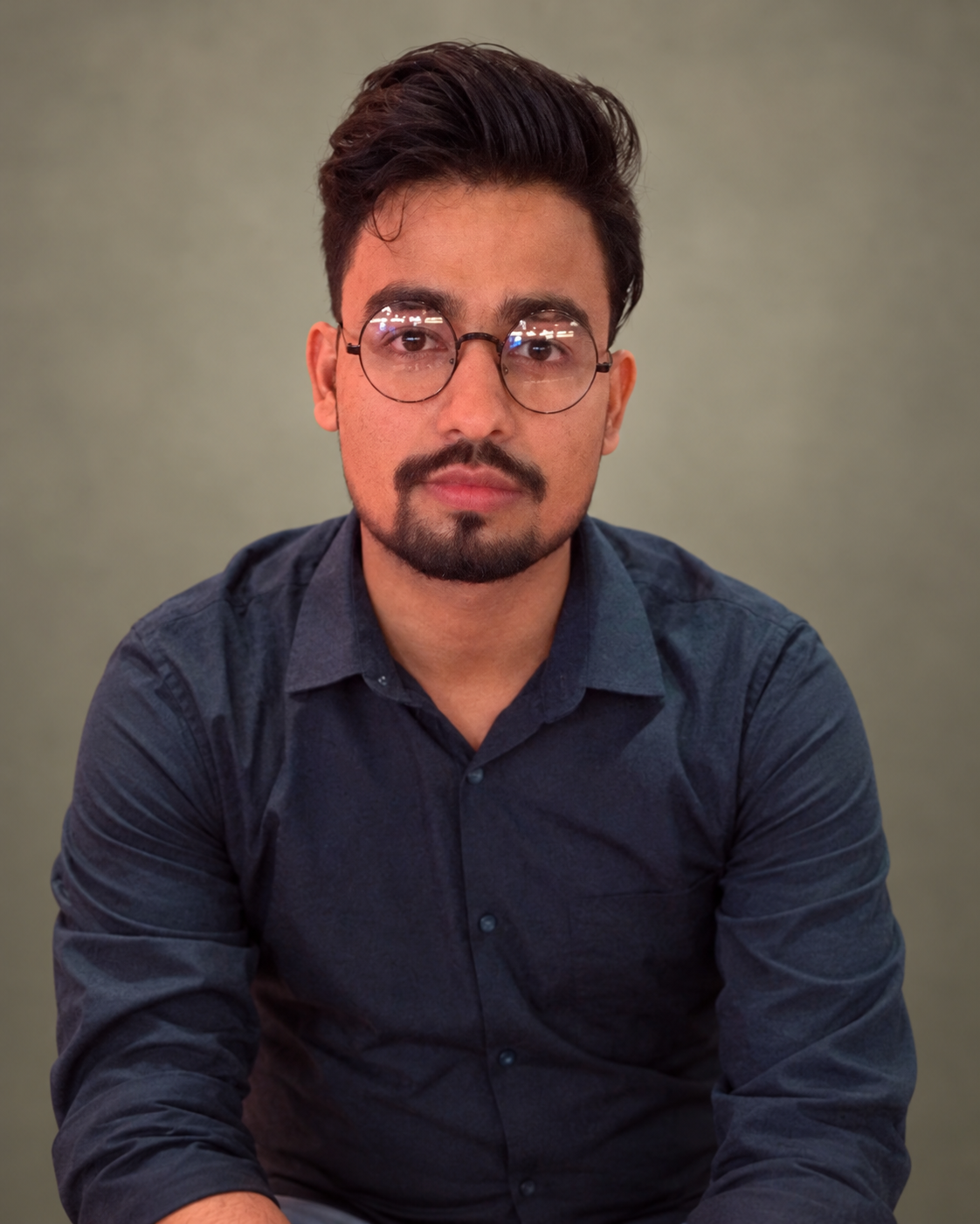 Home 1 Aditya Singh, founder of AditsBlogs