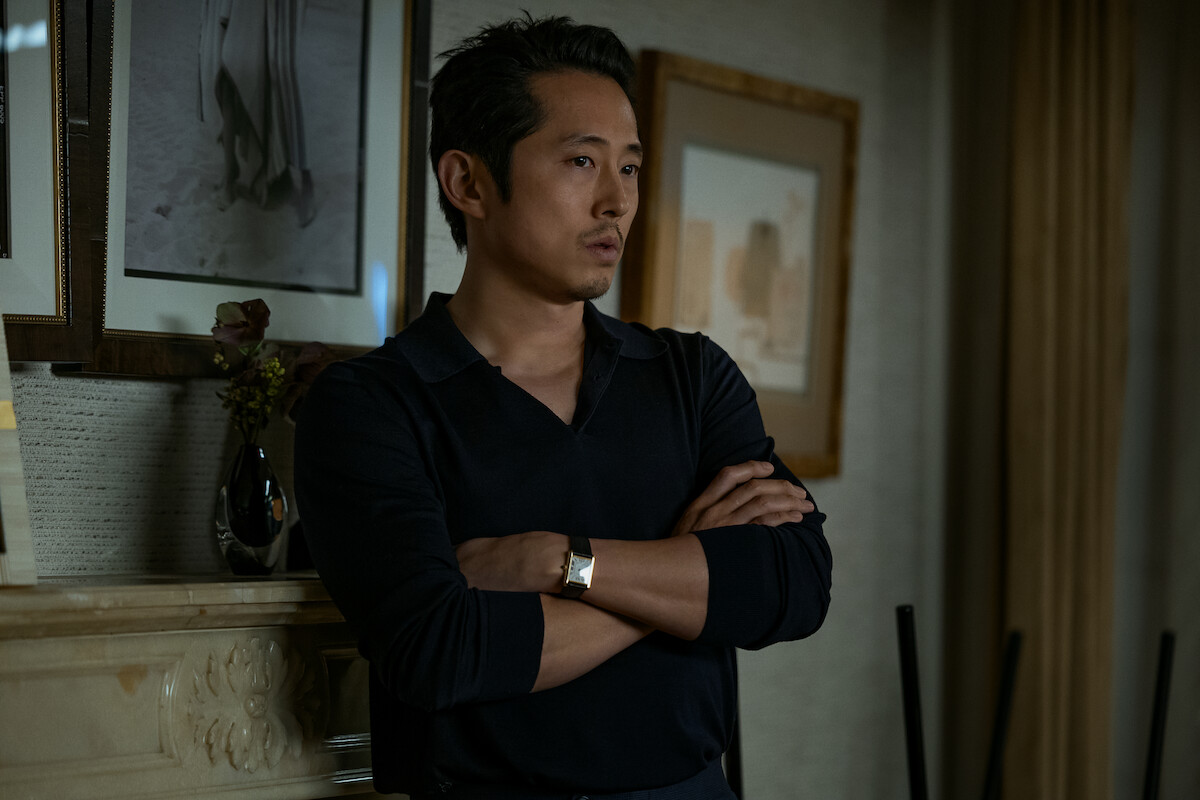 Animals on Netflix: Cast, Story and Why the Thriller Is Trending 6 Ben Affleck as Mark Kimball stands beside a mantel in Animals